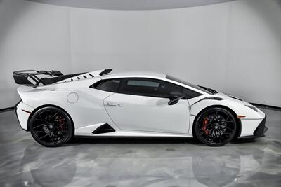 2021 Lamborghini Huracan STO   - Photo 14 - Joliet, IL 60435