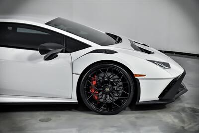 2021 Lamborghini Huracan STO   - Photo 15 - Joliet, IL 60435