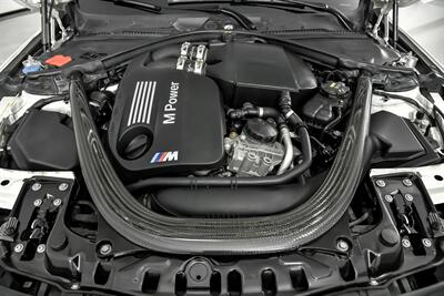 2018 BMW M4   - Photo 15 - Joliet, IL 60435