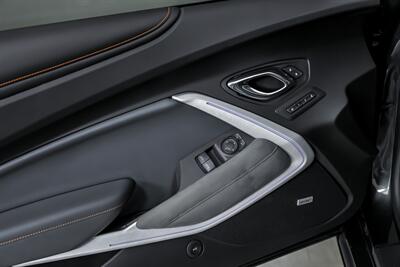 2017 Chevrolet Camaro SS   - Photo 18 - Joliet, IL 60435