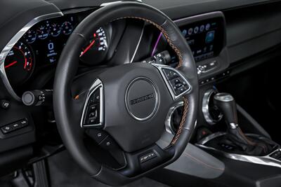 2017 Chevrolet Camaro SS   - Photo 25 - Joliet, IL 60435