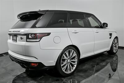 2016 Land Rover Range Rover Sport SVR - Photo 10 - Joliet, IL 60435
