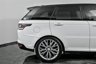 2016 Land Rover Range Rover Sport SVR - Photo 11 - Joliet, IL 60435