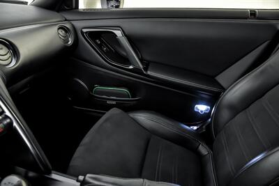 2014 Nissan GT-R Premium   - Photo 42 - Joliet, IL 60435