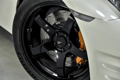 2014 Nissan GT-R Premium   - Photo 4 - Joliet, IL 60435