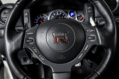 2014 Nissan GT-R Premium   - Photo 26 - Joliet, IL 60435