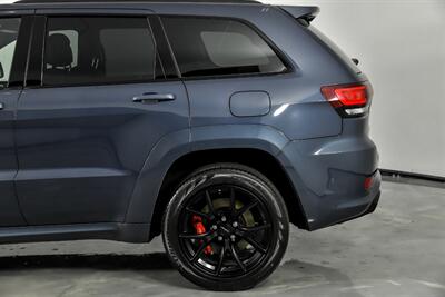 2019 Jeep Grand Cherokee SRT   - Photo 8 - Joliet, IL 60435