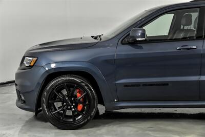 2019 Jeep Grand Cherokee SRT   - Photo 7 - Joliet, IL 60435