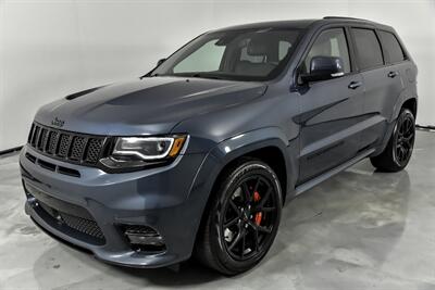 2019 Jeep Grand Cherokee SRT   - Photo 6 - Joliet, IL 60435