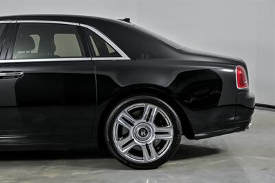 2017 Rolls-Royce Ghost - Photo 9 - Joliet, IL 60435