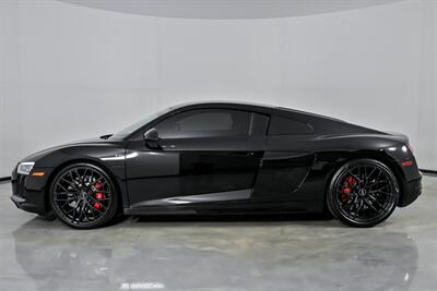 2018 Audi R8 5.2 V10 RWS   - Photo 8 - Joliet, IL 60435