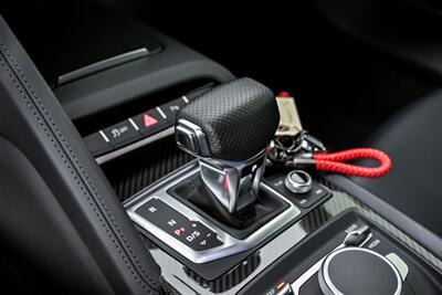 2018 Audi R8 5.2 V10 RWS   - Photo 38 - Joliet, IL 60435