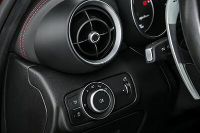 2017 Alfa Romeo Giulia Quadrifoglio   - Photo 27 - Joliet, IL 60435