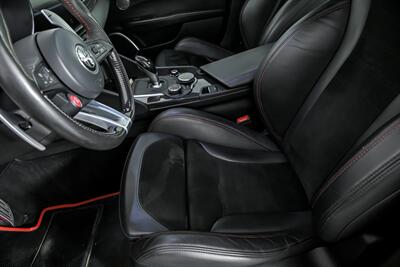 2017 Alfa Romeo Giulia Quadrifoglio   - Photo 21 - Joliet, IL 60435