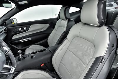 2024 Ford Mustang GT   - Photo 22 - Joliet, IL 60435