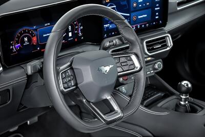 2024 Ford Mustang GT   - Photo 24 - Joliet, IL 60435