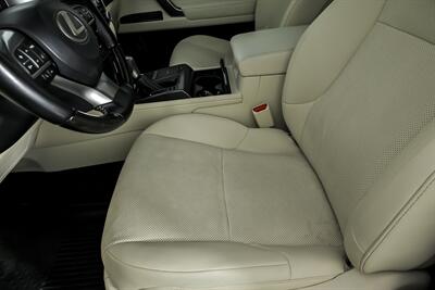 2023 Lexus GX 460   - Photo 20 - Joliet, IL 60435