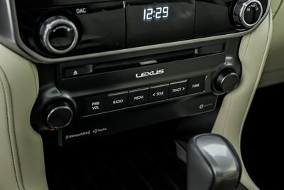 2023 Lexus GX 460   - Photo 35 - Joliet, IL 60435