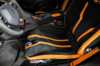 2022 Lamborghini Huracan STO-HUGE $426K MSRP-FULL PPF!   - Photo 22 - Joliet, IL 60435