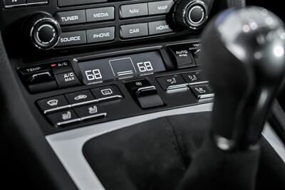 2017 Porsche 718 Boxster S-1 OWNER & CLEAN CARFAX - Photo 38 - Joliet, IL 60435