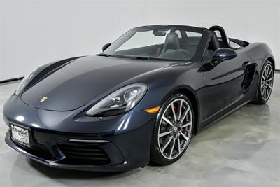 2017 Porsche 718 Boxster S-1 OWNER & CLEAN CARFAX - Photo 6 - Joliet, IL 60435
