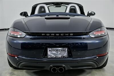 2017 Porsche 718 Boxster S-1 OWNER & CLEAN CARFAX - Photo 11 - Joliet, IL 60435