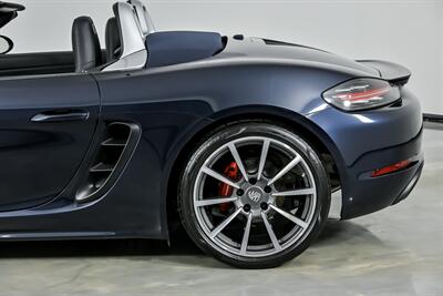 2017 Porsche 718 Boxster S-1 OWNER & CLEAN CARFAX - Photo 9 - Joliet, IL 60435