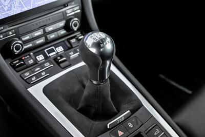 2017 Porsche 718 Boxster S-1 OWNER & CLEAN CARFAX - Photo 39 - Joliet, IL 60435