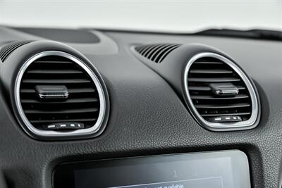 2017 Porsche 718 Boxster S-1 OWNER & CLEAN CARFAX - Photo 34 - Joliet, IL 60435