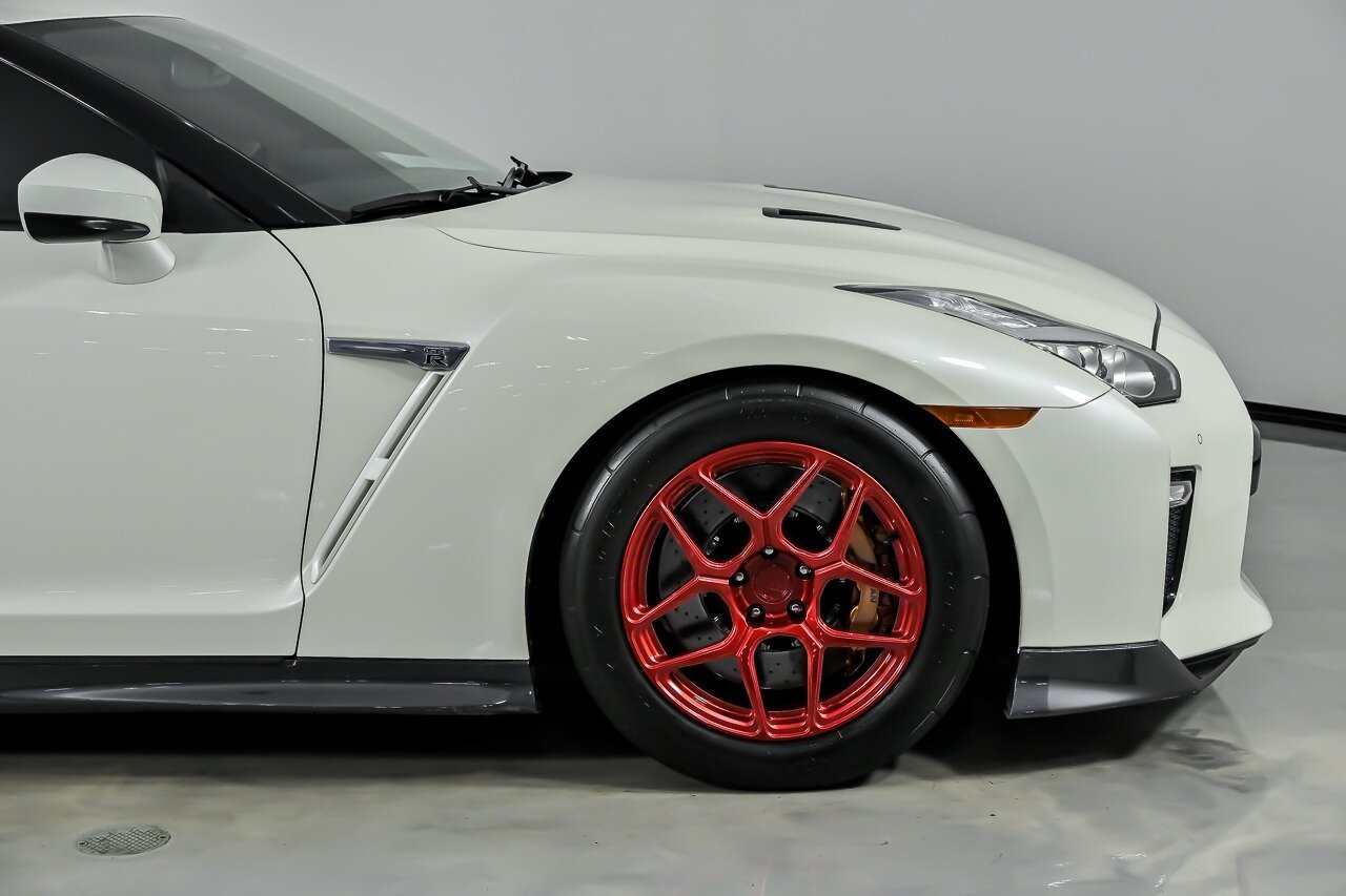 2019 Nissan GT-R Premium - Photo 15