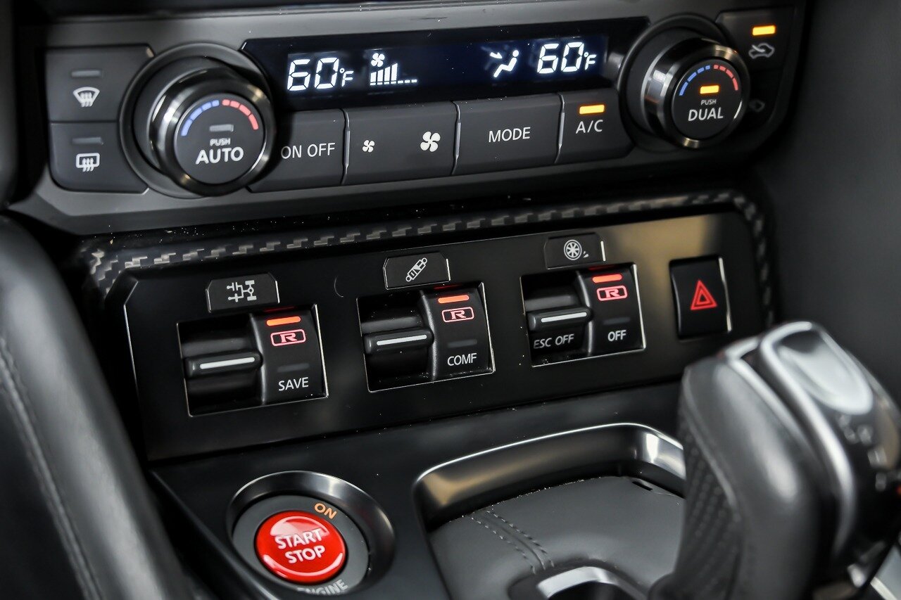 2019 Nissan GT-R Premium - Photo 33