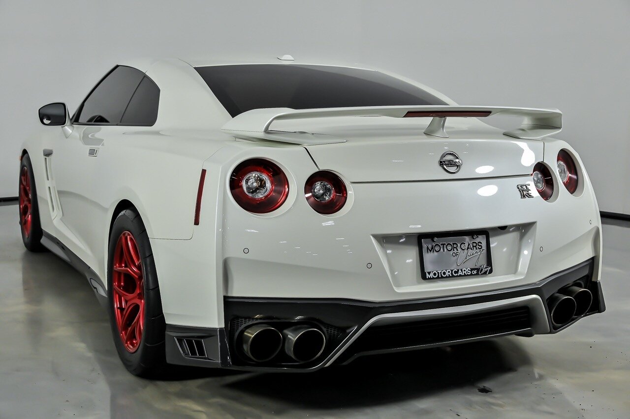 2019 Nissan GT-R Premium - Photo 10