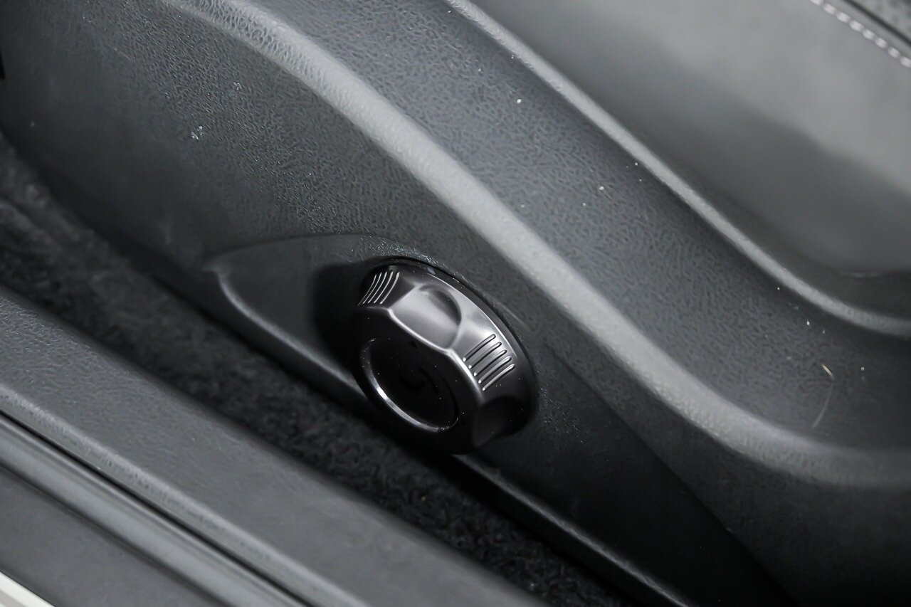 2019 Nissan GT-R Premium - Photo 24