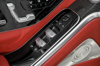 2024 Mercedes-Benz AMG S 63 E Performance   - Photo 19 - Joliet, IL 60435