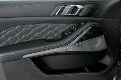 2022 BMW X5 M COMPETITION   - Photo 18 - Joliet, IL 60435