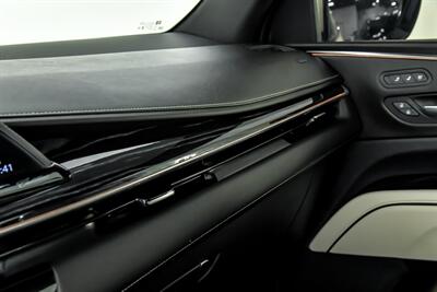 2021 Cadillac Escalade Sport   - Photo 38 - Joliet, IL 60435