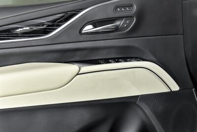 2021 Cadillac Escalade Sport   - Photo 18 - Joliet, IL 60435