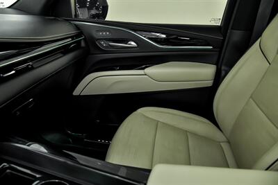 2021 Cadillac Escalade Sport   - Photo 41 - Joliet, IL 60435