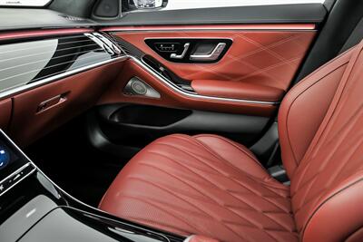 2024 Mercedes-Benz AMG S 63 E Performance - Photo 39 - Joliet, IL 60435
