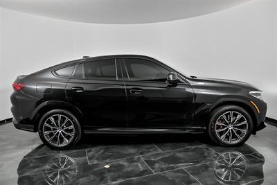 2022 BMW X6 xDrive40i   - Photo 14 - Joliet, IL 60435