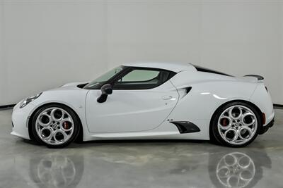 2015 Alfa Romeo 4C - Photo 8 - Joliet, IL 60435
