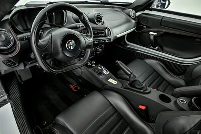 2015 Alfa Romeo 4C - Photo 20 - Joliet, IL 60435