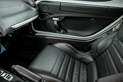 2015 Alfa Romeo 4C - Photo 35 - Joliet, IL 60435