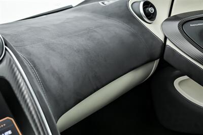 2018 McLaren 570S Spider -HUGE $242K MSRP-RARE PAINT-CARBON FIBER INTERIOR   - Photo 45 - Joliet, IL 60435