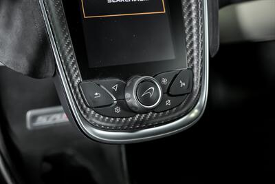 2018 McLaren 570S Spider -HUGE $242K MSRP-RARE PAINT-CARBON FIBER INTERIOR   - Photo 42 - Joliet, IL 60435