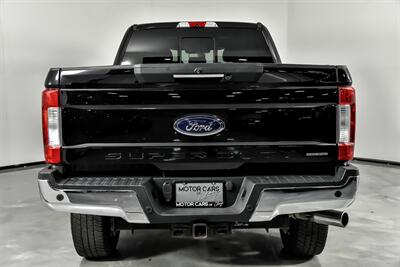 2017 Ford F-350 Super Duty Lariat   - Photo 10 - Joliet, IL 60435