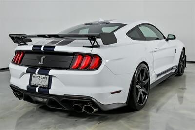 2020 Ford Mustang Shelby GT500-CFTP-GOLDEN TICKET!   - Photo 12 - Joliet, IL 60435