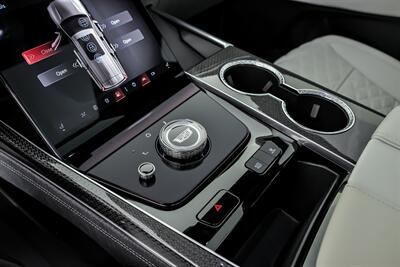 2026 Cadillac Escalade-V   - Photo 39 - Joliet, IL 60435