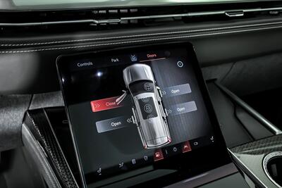 2026 Cadillac Escalade-V   - Photo 38 - Joliet, IL 60435