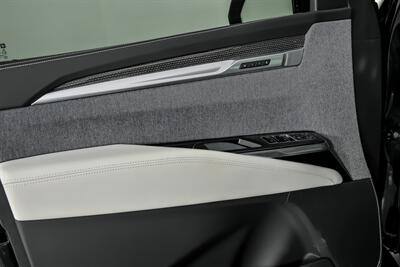 2026 Cadillac Escalade-V   - Photo 18 - Joliet, IL 60435